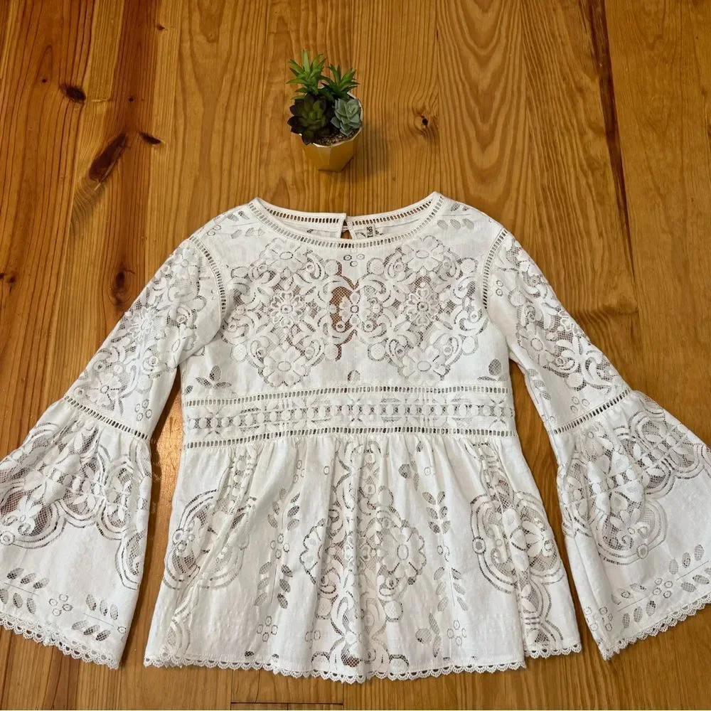 SPELL Clover Lace Blouse Semi Sheer Lattice Trim Crochet Women’s SIZE SMALL - Picture 2 of 12